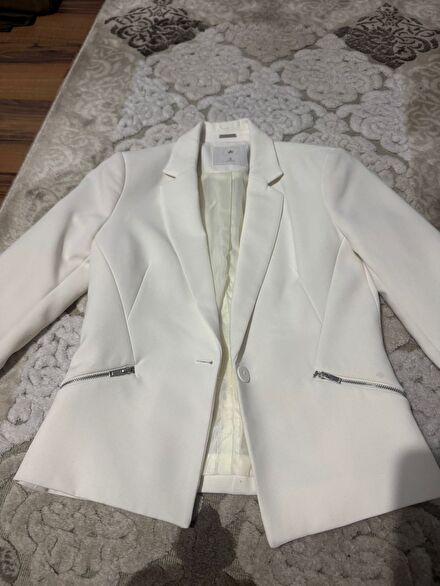 Beyaz Blazer Ceket