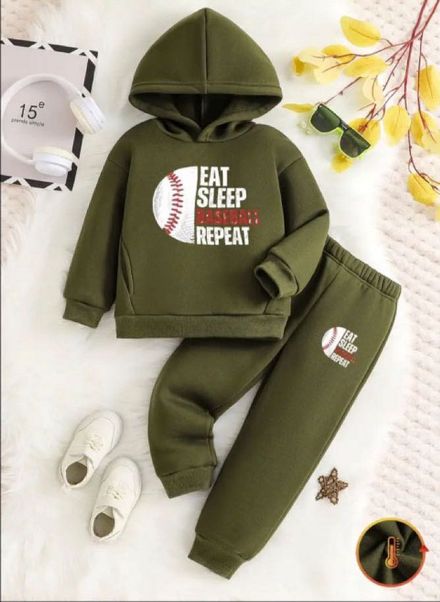 HelloBaby Eşofman Seti 3/4/5/6 yaş mevcu