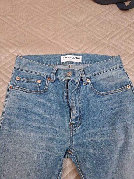 Balenciaga Kot Jean