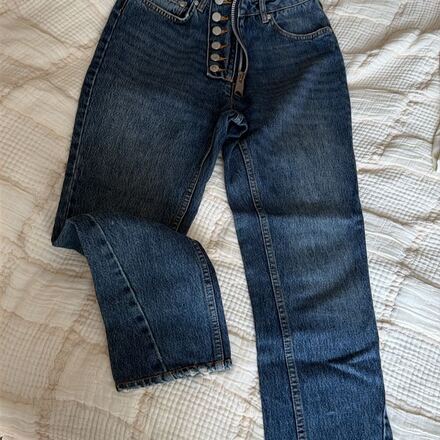 Lol jeans