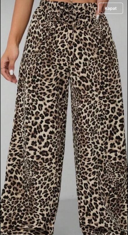 Leopar Desenli Geniş Paça Pantolon