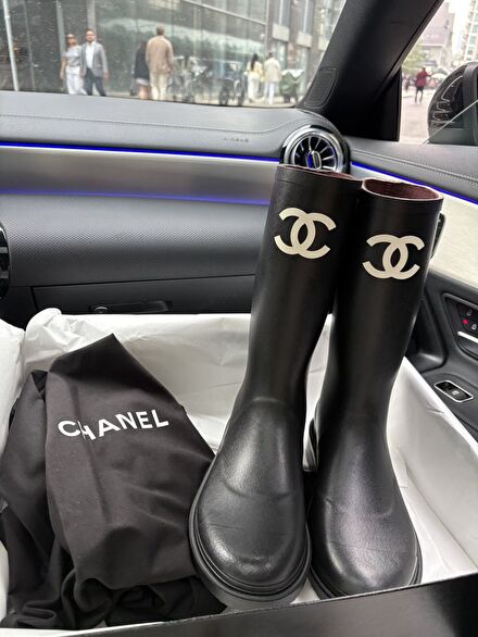 Chanel Çizme