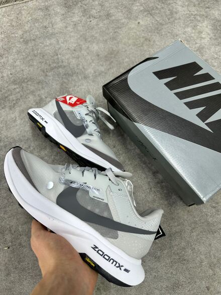 İthal Nike ZoomX