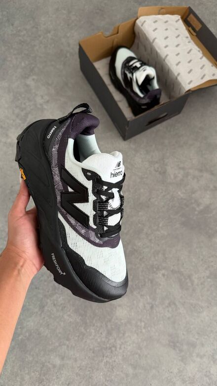 New Balance Fresh Foam X Hierro v9 "Blac