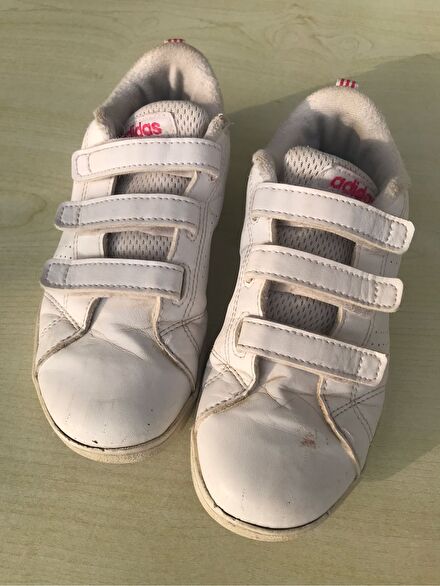 Adidas Beyaz Spor Ayakkabı