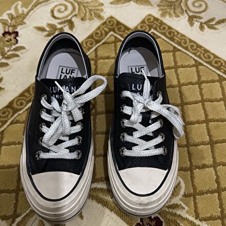 Siyah Sneaker