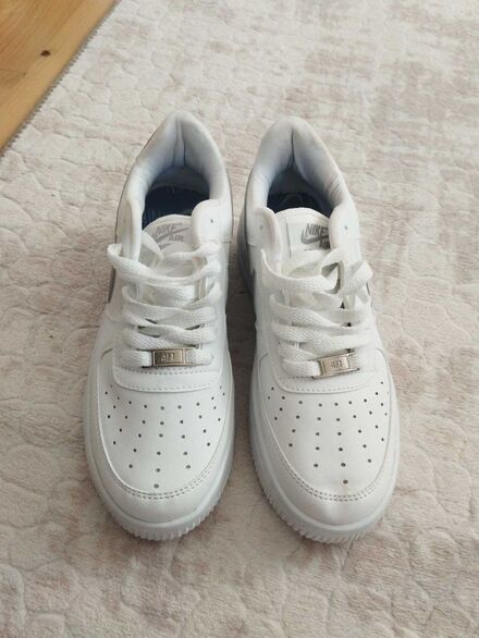 Nike Beyaz Sneaker