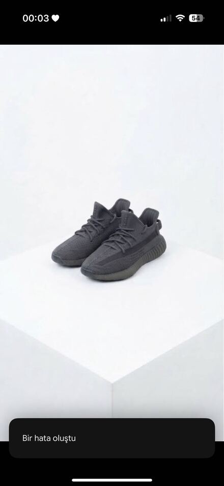 Yeezy Gri Sneaker
