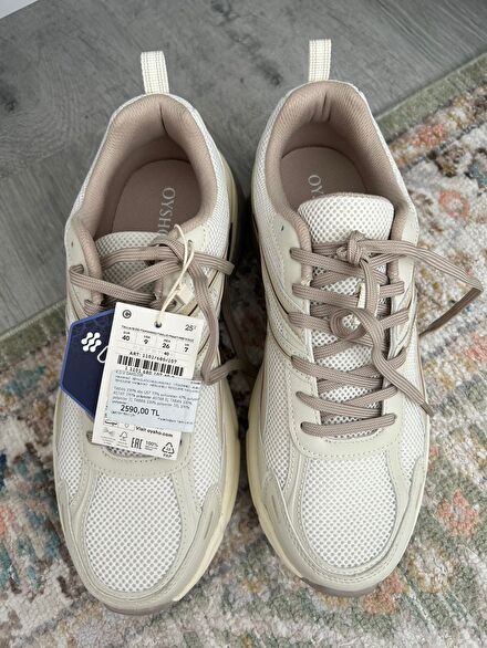 Oysho Bej Sneaker