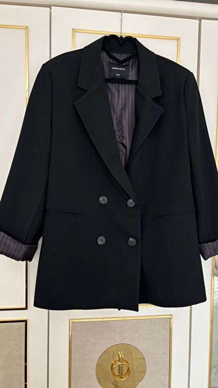 Hiç giyilmemiş Siyah Blazer Ceket