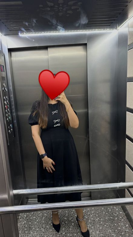 Siyah Fiyonk Detaylı Elbise