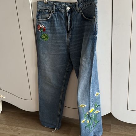 İpekyol işlemeli jean