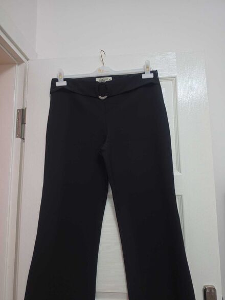 Siyah Bol Paça Pantolon 350 tl