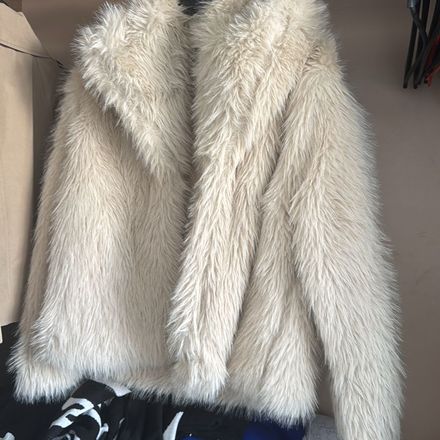 ZARA Krem Peluş