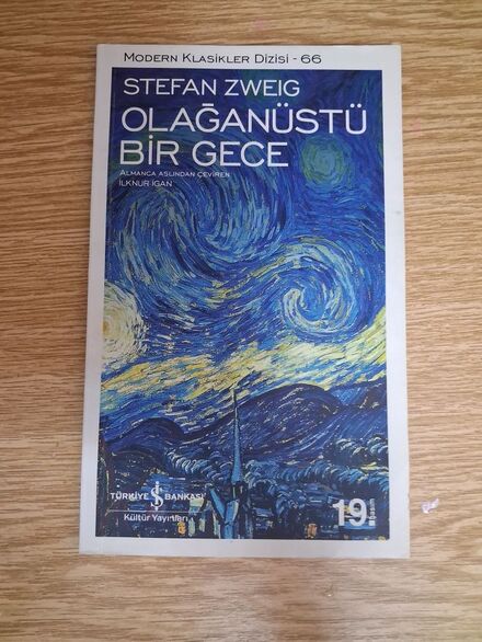 Olağanüstü Bir Gece Kitabı