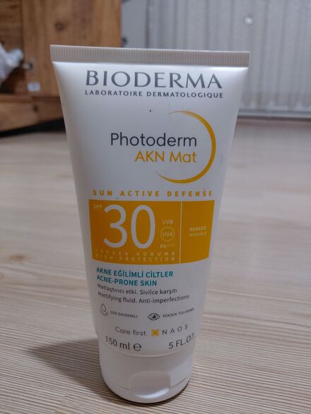 Bioderma AKN Mat Güneş Kremi SPF 30