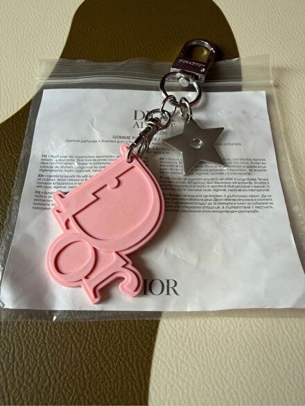 Dior Pembe Anahtarlık