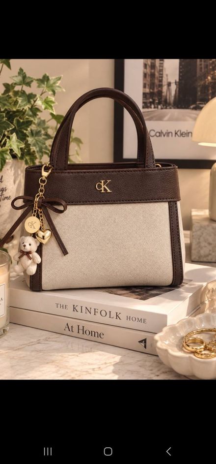 Calvin Klein Bej Askılı Çanta
