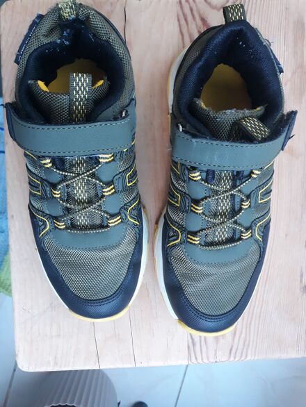 Haki Sneaker