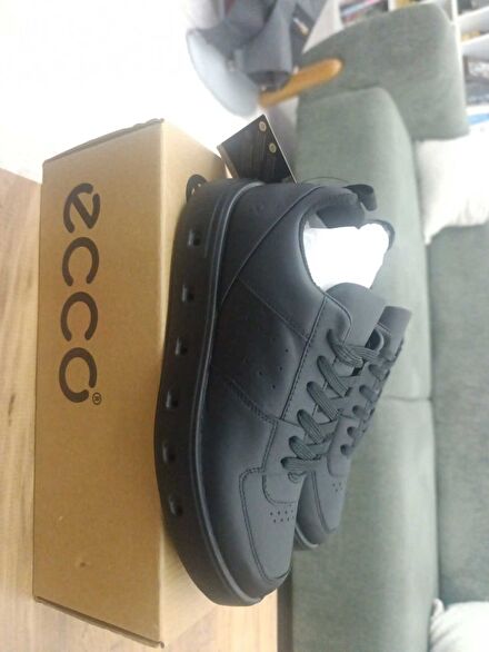 Ecco Siyah street 720