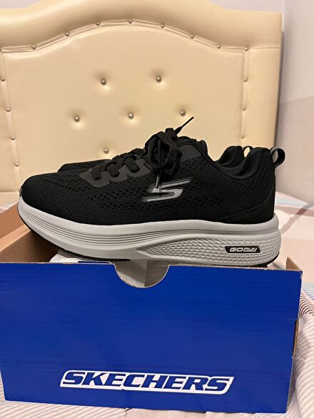 Skechers Spor Ayakkabı