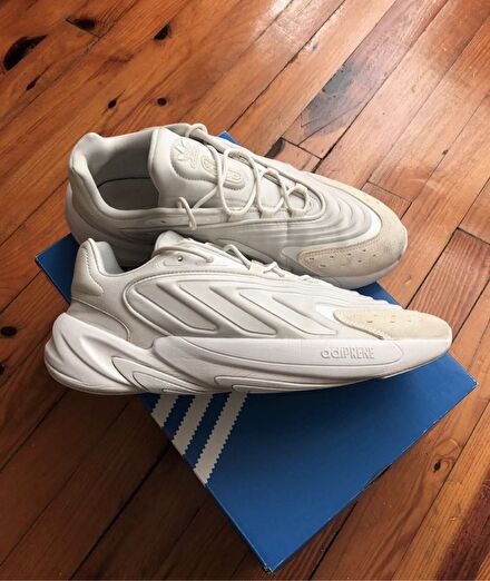Adidas Sneaker