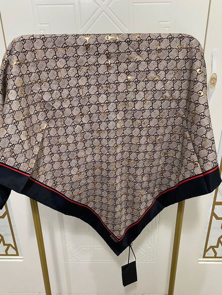 Gucci Desenli Siyah Twill İpek Eşarp