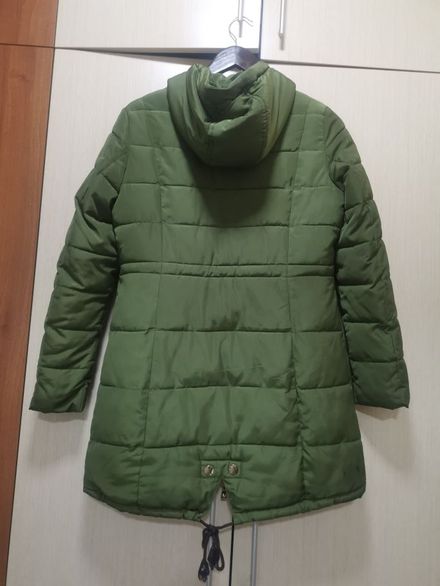 Yeşil Kapüşonlu Mont