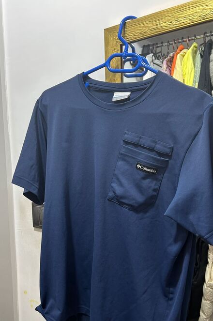 Columbia Cep Detaylı T-Shirt orjinal