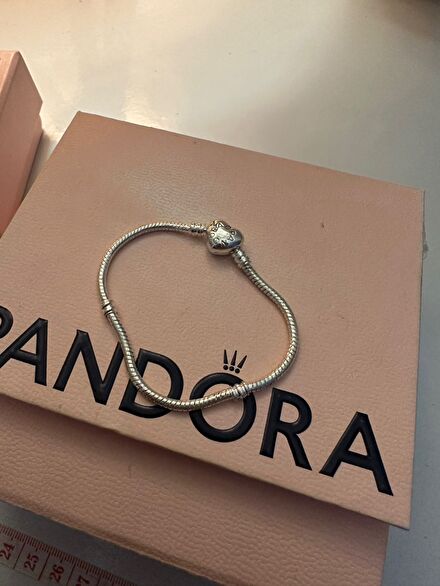 pandora bileklik