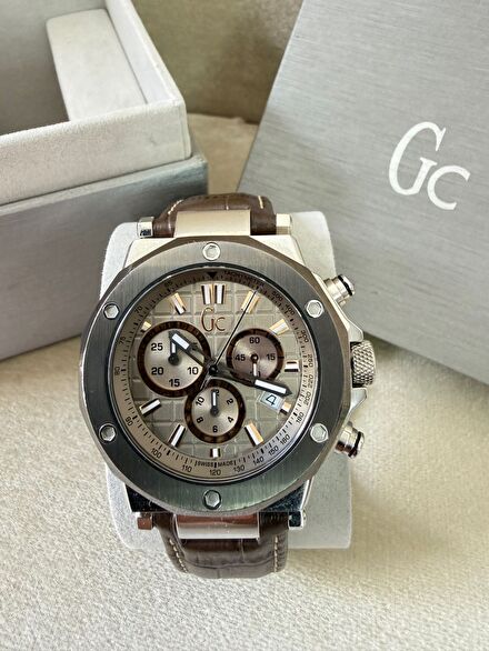 ORJ GUESS COLLECTİON SWİSS ERKEK SAATİ