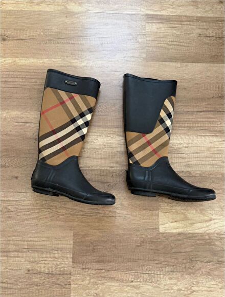 Burberry Çizme