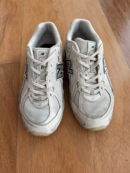 New Balance spor ayakkabı