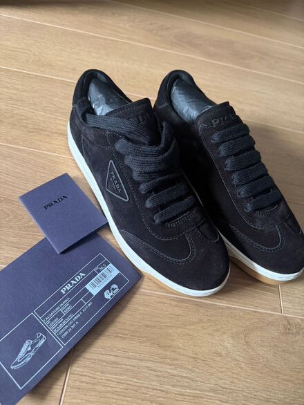 Prada süet sneaker