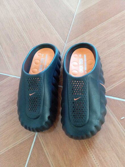 Nike Siyah Terlik