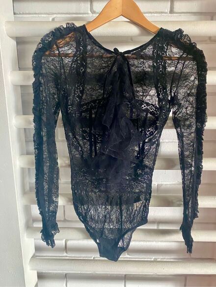 Louis Vuitton Siyah Dantel Body
