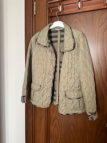 Burberry Kapitone Mont
