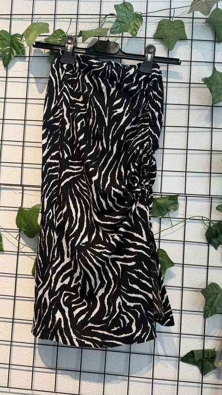 Zebra Desenli Yırtmaçlı etek