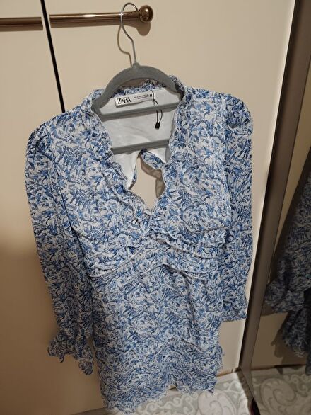Zara Çiçek Desenli Elbise