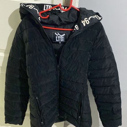 LTB Siyah Kapüşonlu Mont