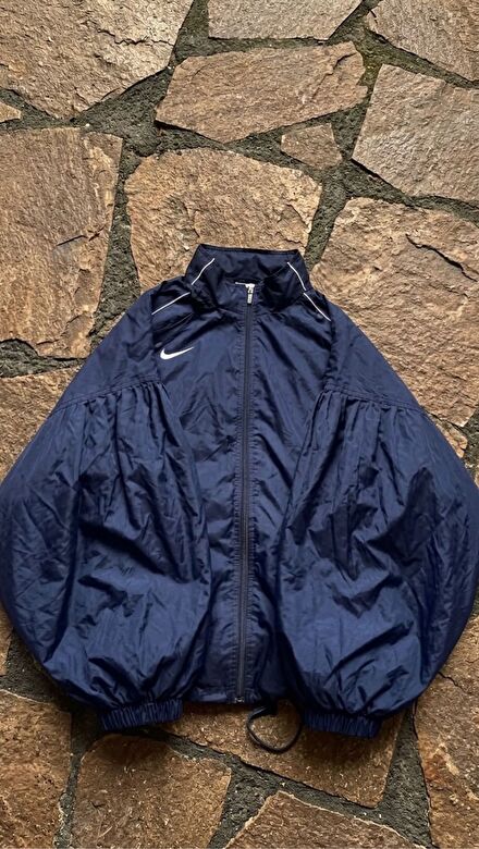 Nike Lacivert Rüzgarlık