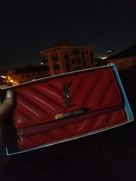 Yves Saint Laurent Kırmızı Cüzdan
