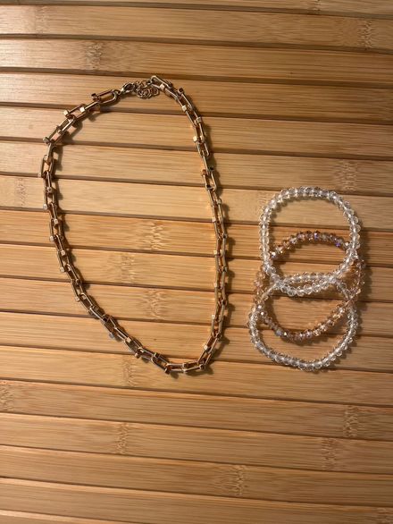Gold Zincir Kolye ve 3'lü Bileklik Seti