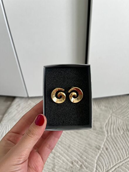 Altın Spiral Küpe