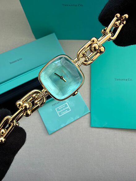 Tiffany & Co. Kare Kadran Altın Saat