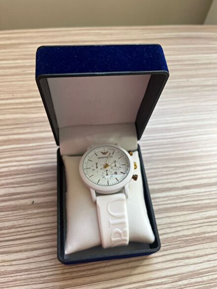 Armani Exchange Beyaz Saat