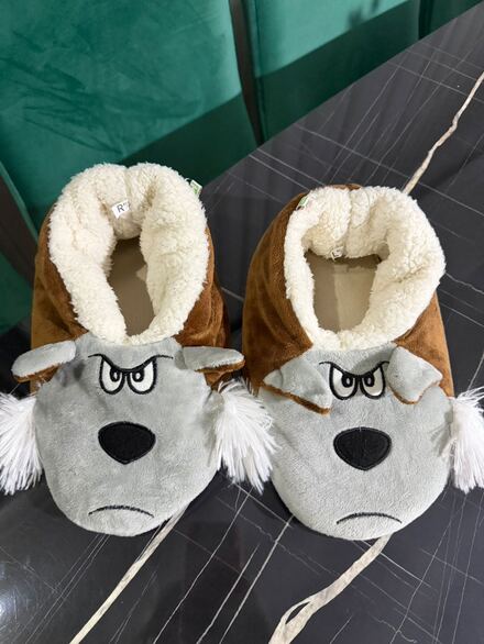 Peluş Köpek Ev Terliği