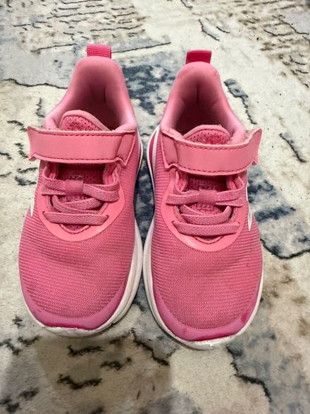 Pembe Spor Ayakkabı