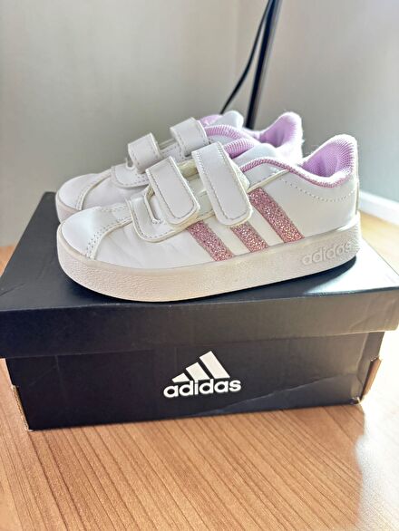 Adidas Spor Ayakkabı