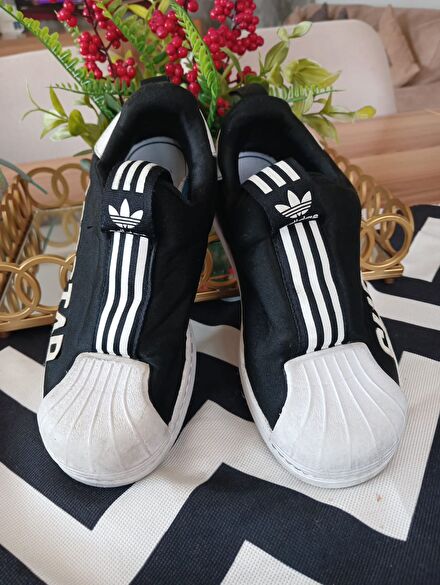 Adidas Siyah Spor Ayakkabı
